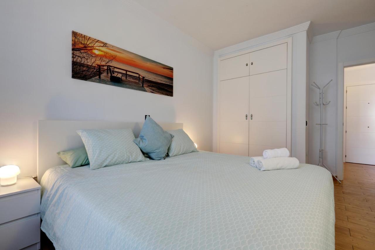 074 - Fabulous Sea View Apartment In Benal Beach Complex Benalmádena Eksteriør billede