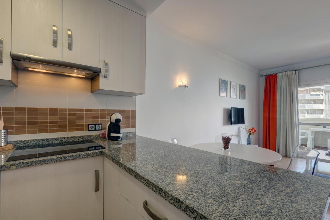 074 - Fabulous Sea View Apartment In Benal Beach Complex Benalmádena Eksteriør billede
