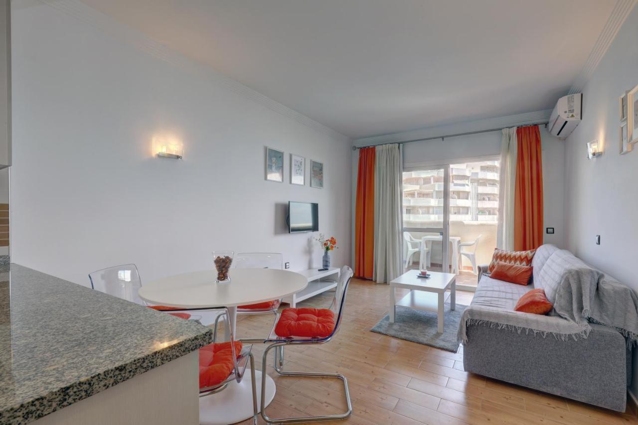 074 - Fabulous Sea View Apartment In Benal Beach Complex Benalmádena Eksteriør billede