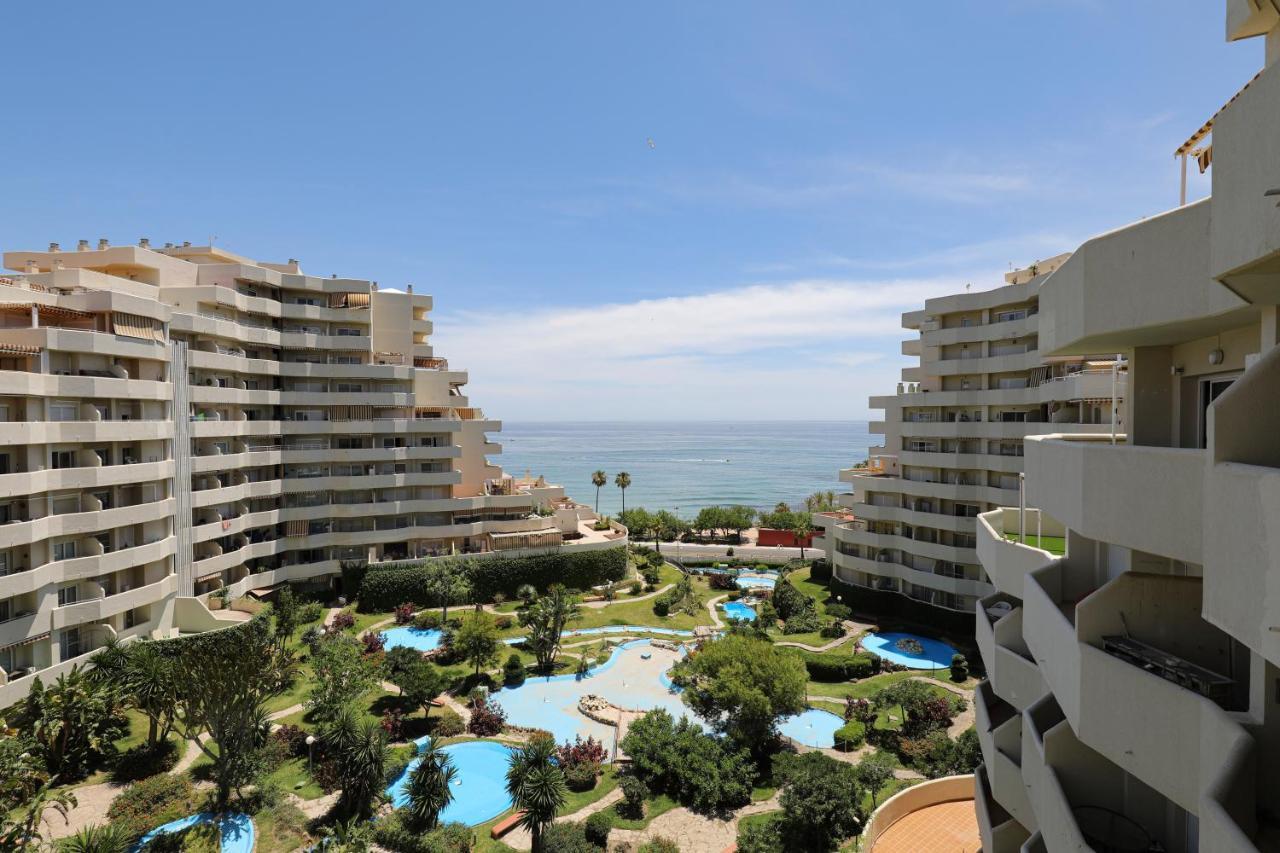 074 - Fabulous Sea View Apartment In Benal Beach Complex Benalmádena Eksteriør billede