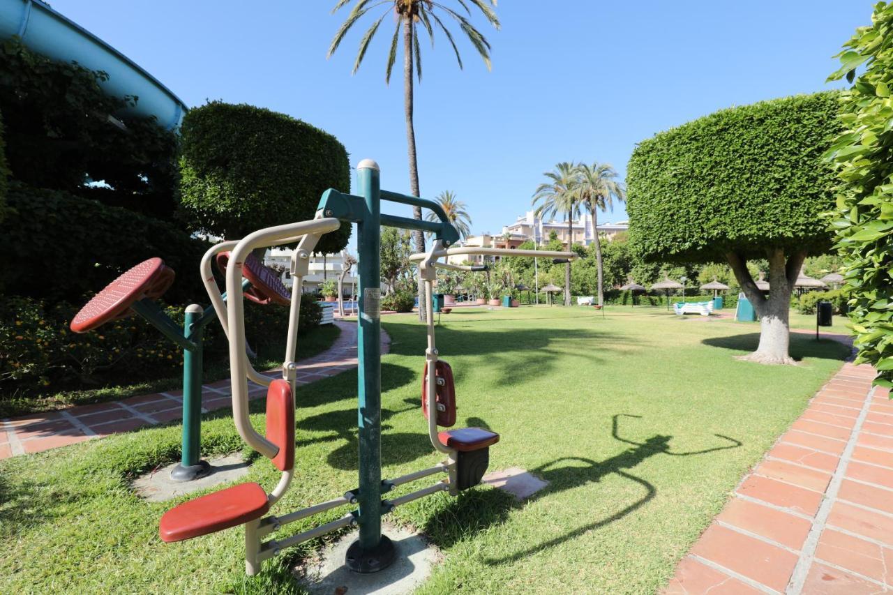 074 - Fabulous Sea View Apartment In Benal Beach Complex Benalmádena Eksteriør billede